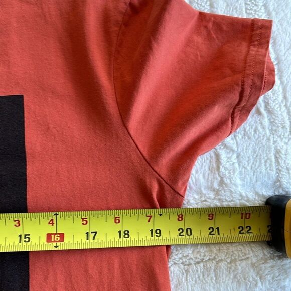 Hocus Pocus Shirt Disney Halloween graphic Tee Orange Womens Large - Picture 7 of 7